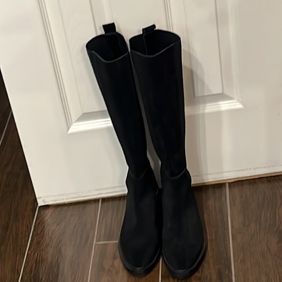 NWOT Donald Pliner Naala Riding Boots. Black size 6.5 M. Suede and Elastic sides - Picture 8 of 15